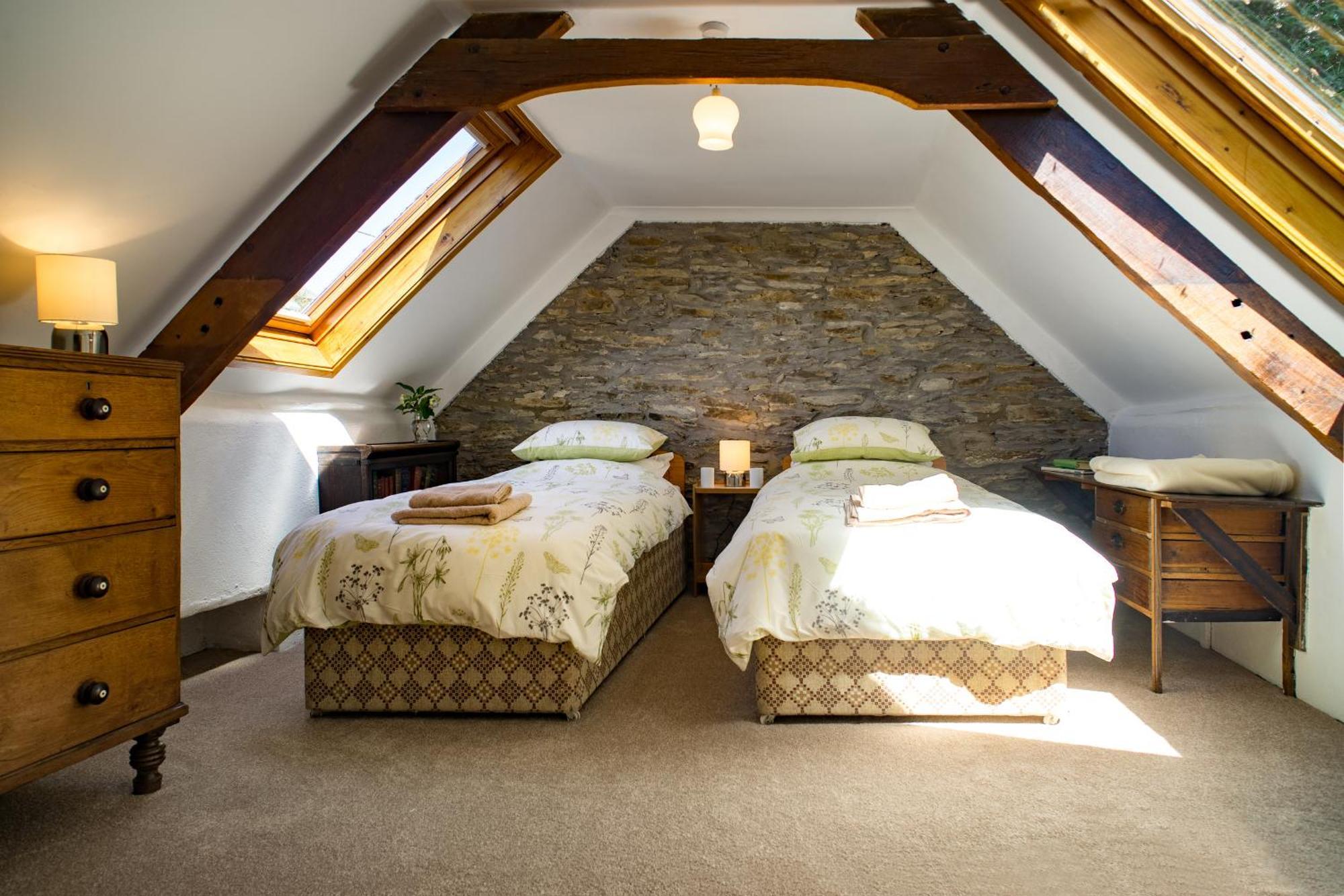 Garden Cottage Newcastle Emlyn Buitenkant foto